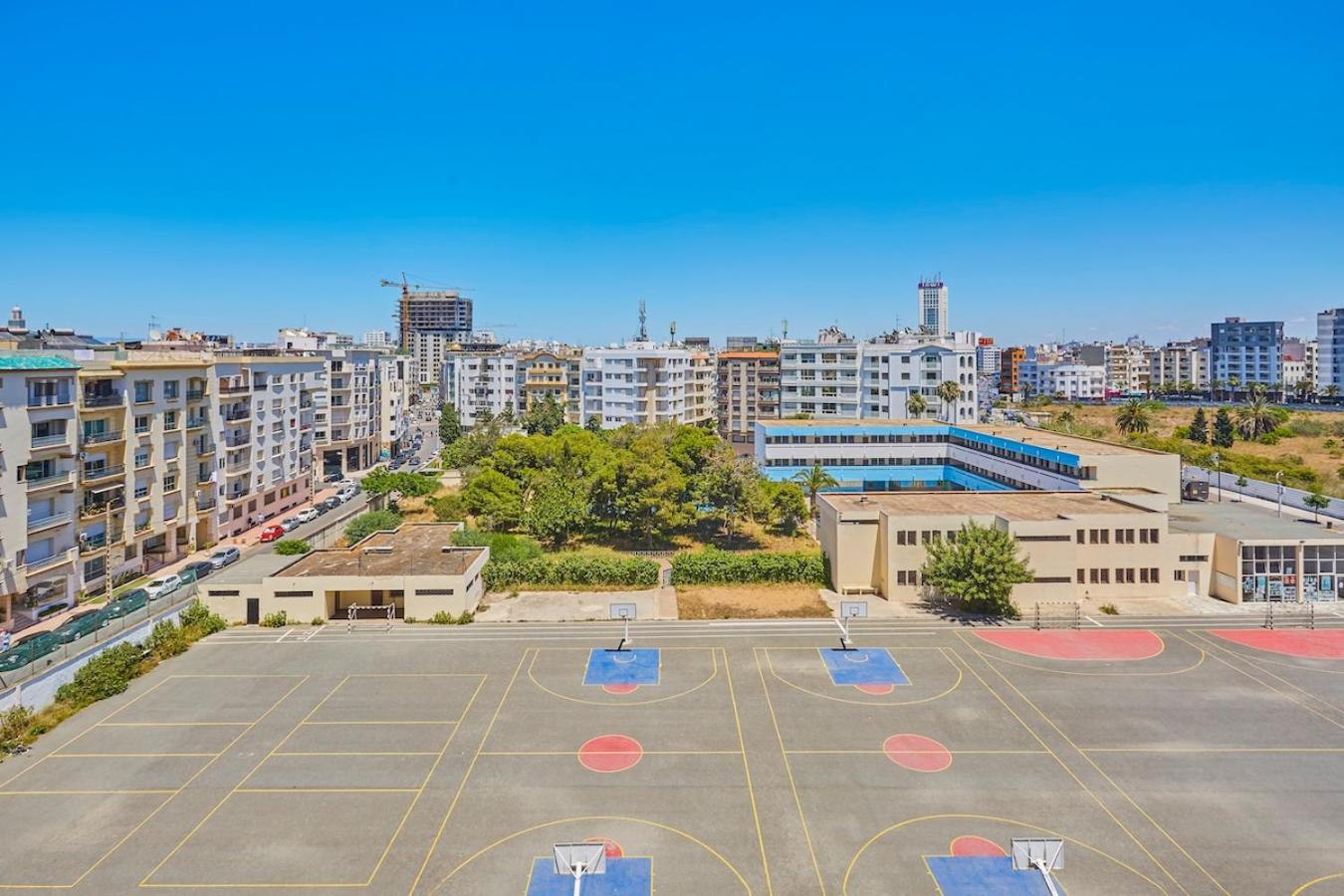 Appartamento Spacious 2 Bed Flat With Views And Free Parking *